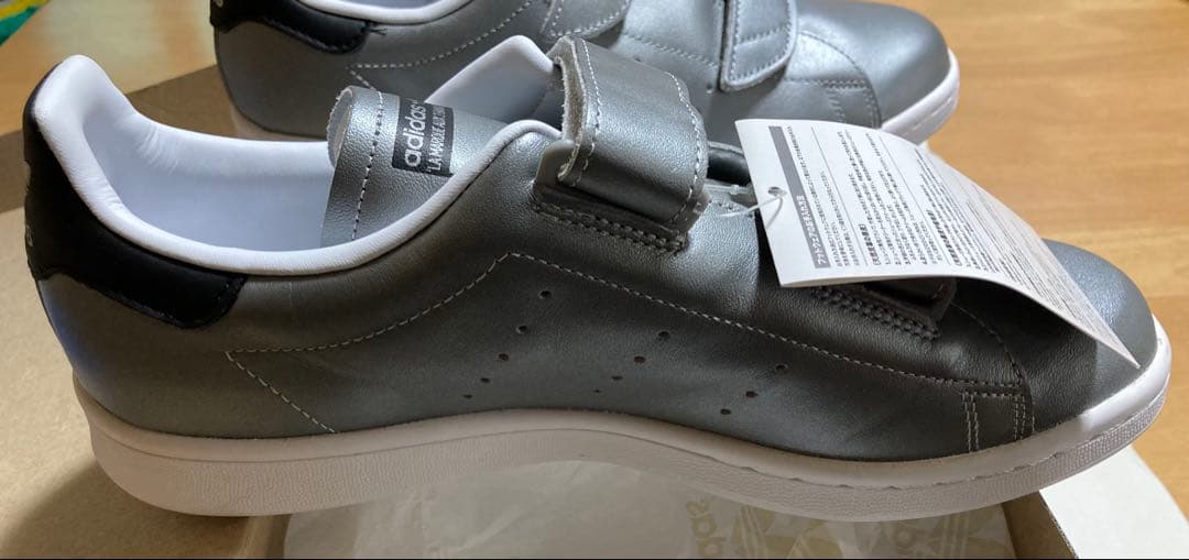 希少絶版未使用品アディダス FASTシルバーベルクロスニーカー