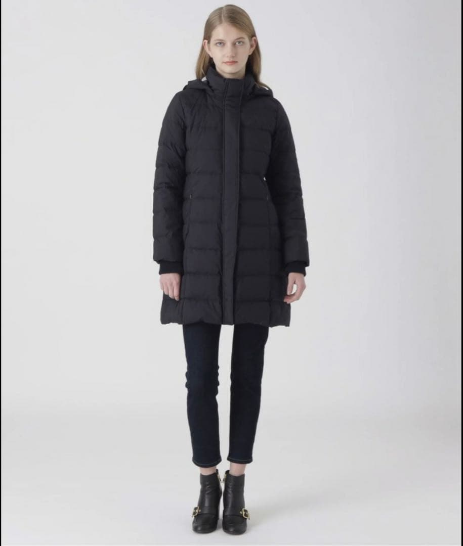 23年ブルーレーベルクレストブリッジハイマルチピーチタフタロングダウンコート42