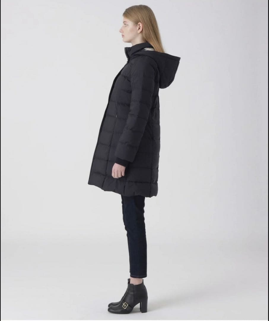 23年ブルーレーベルクレストブリッジハイマルチピーチタフタロングダウンコート42