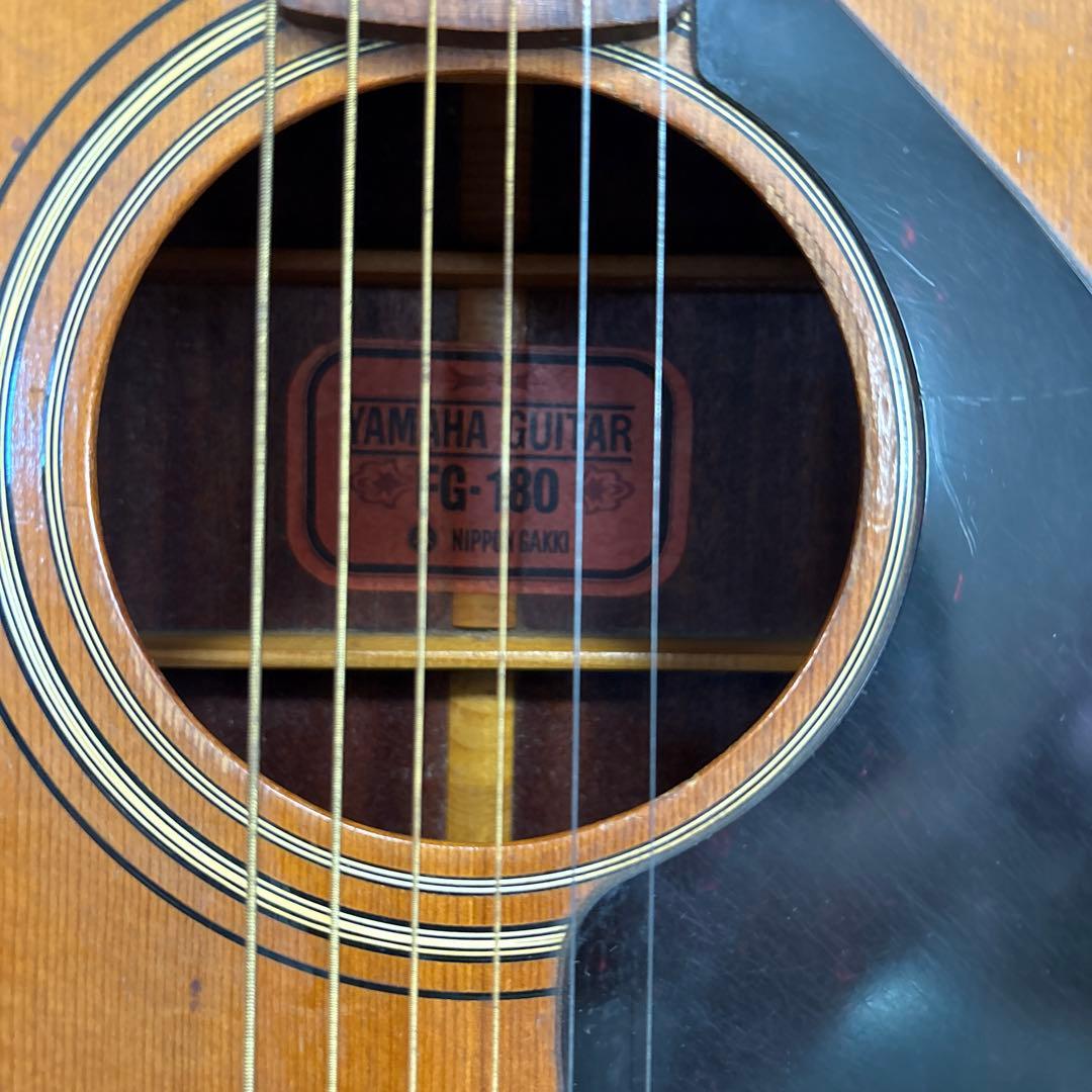 ヤマハ　FG 180 赤ラベル　アコースティックギター