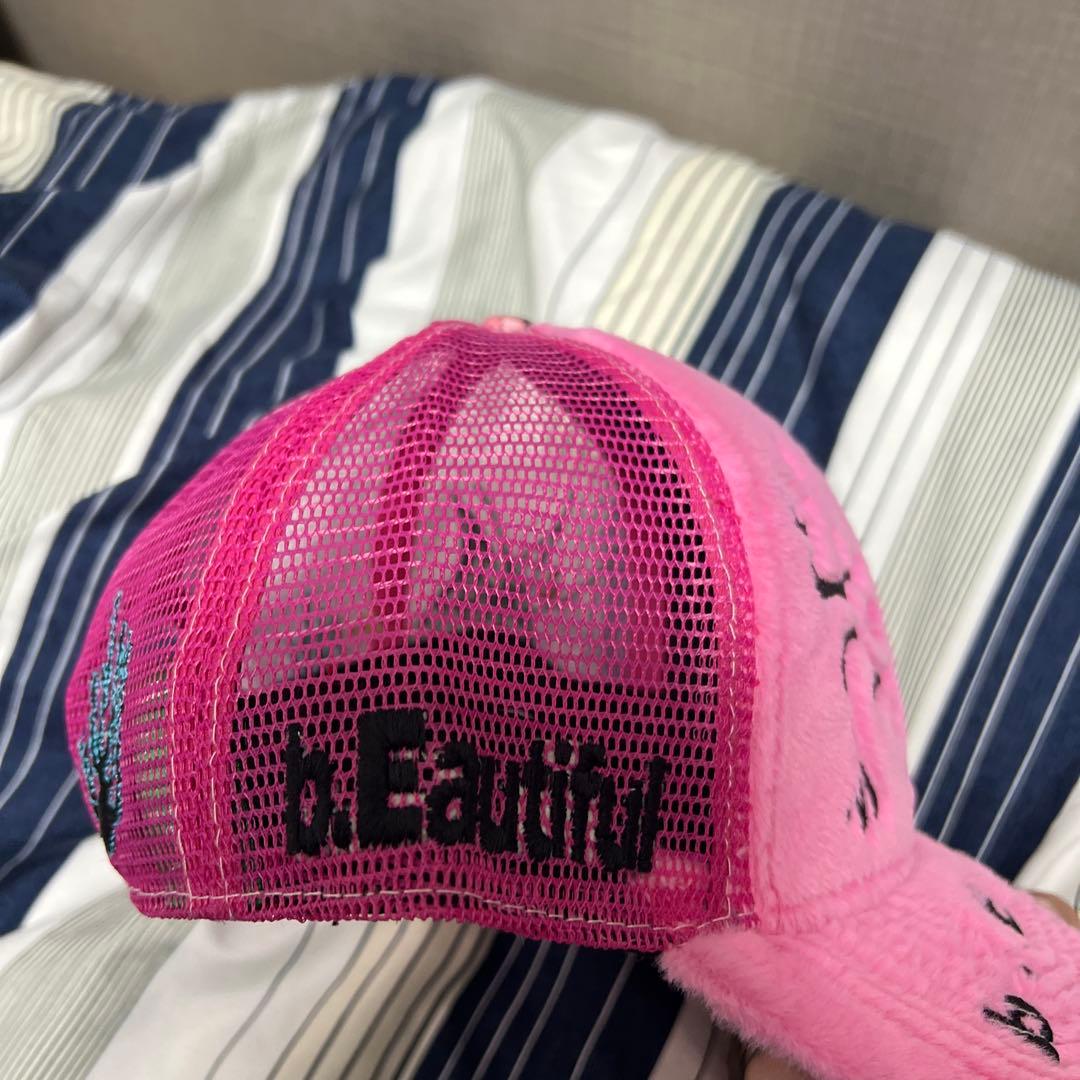 b.Eautifulピンクメッシュキャップ