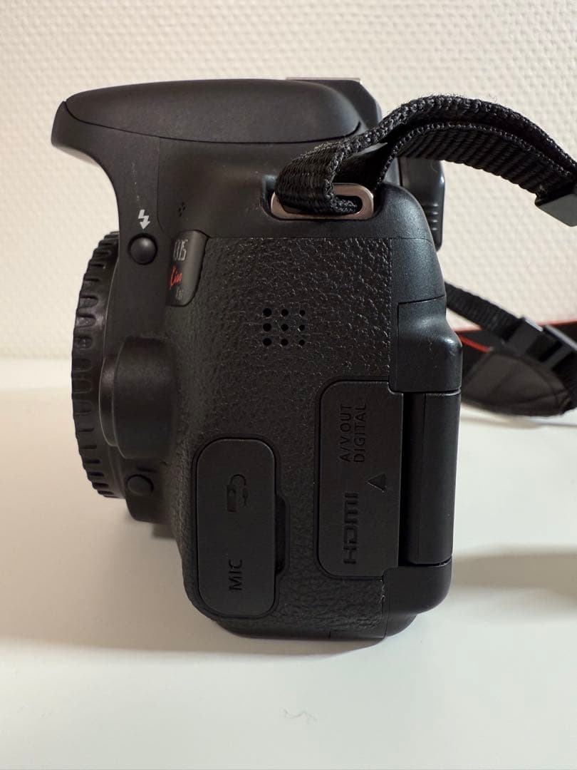 Canon EOS Kiss X8i カメラ レンズ3個付属