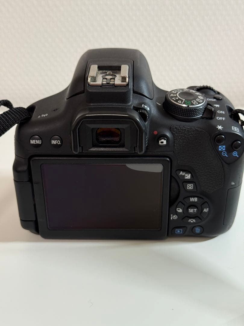 Canon EOS Kiss X8i カメラ レンズ3個付属