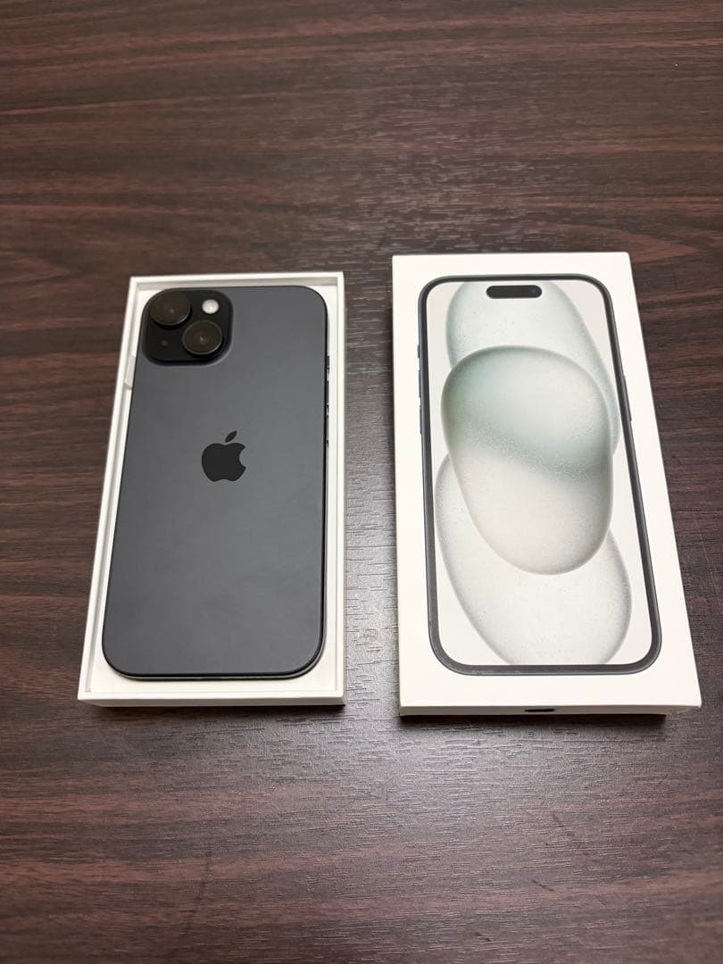 iPhone15 スペースブラック 128GB SIMフリー