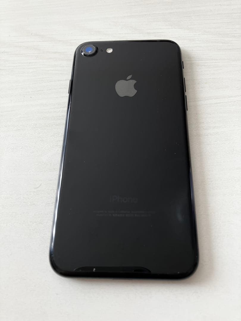 【美品】iPhone7 128GB ジェットブラック SIMフリー