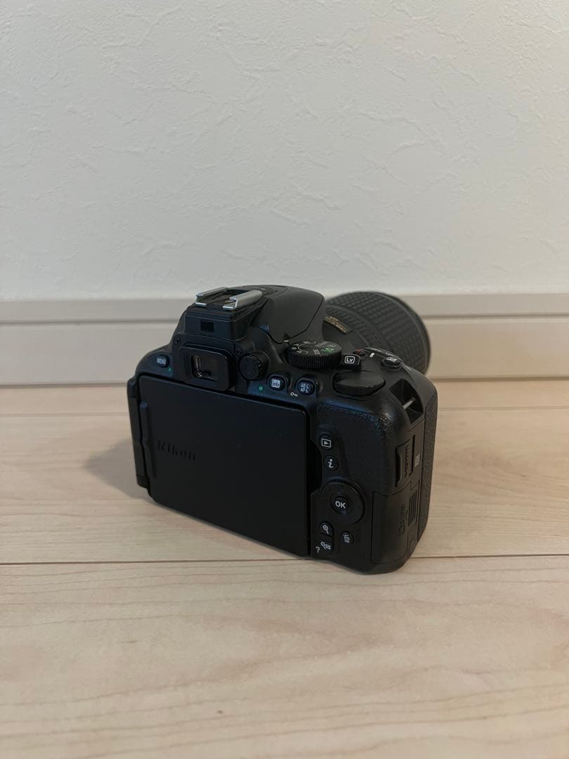 Nikon D5600 18-140mm デジタル一眼レフカメラ