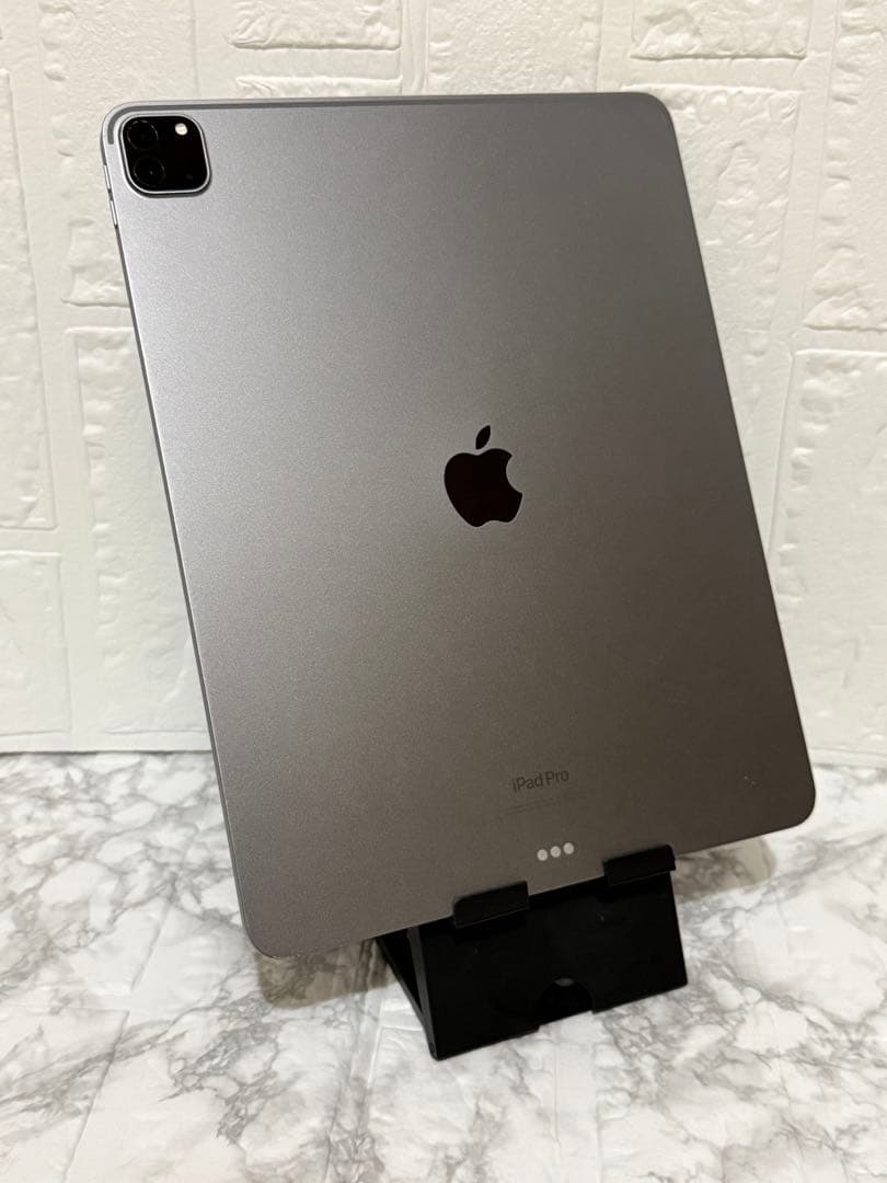 IPadpro 12.9インチ (第6世代）　LAUTカバー付