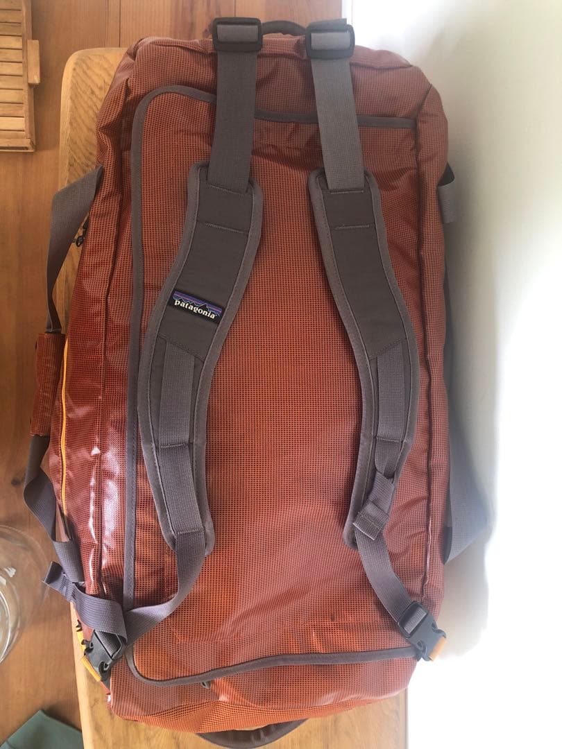 patagonia 防水ボストンバッグ オレンジ　70L