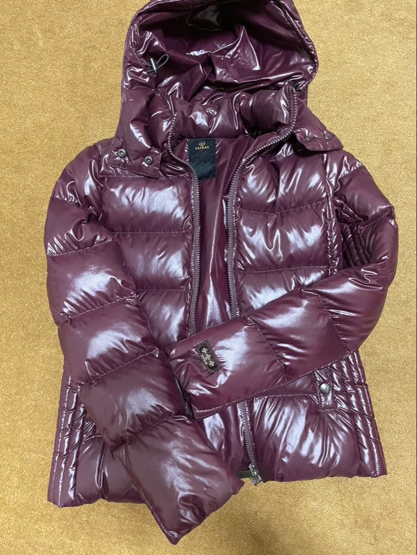 値下げ！TATRAS ダウン　sサイズ