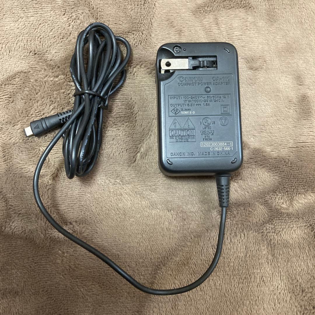 キャノン　ビデオカメラ　iVIS HF M52 レッド　美品