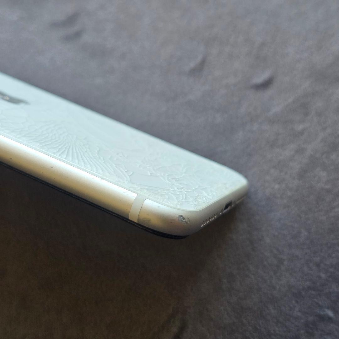 Apple iPhone SE3 64GB スターライト SIMフリー 本体のみ