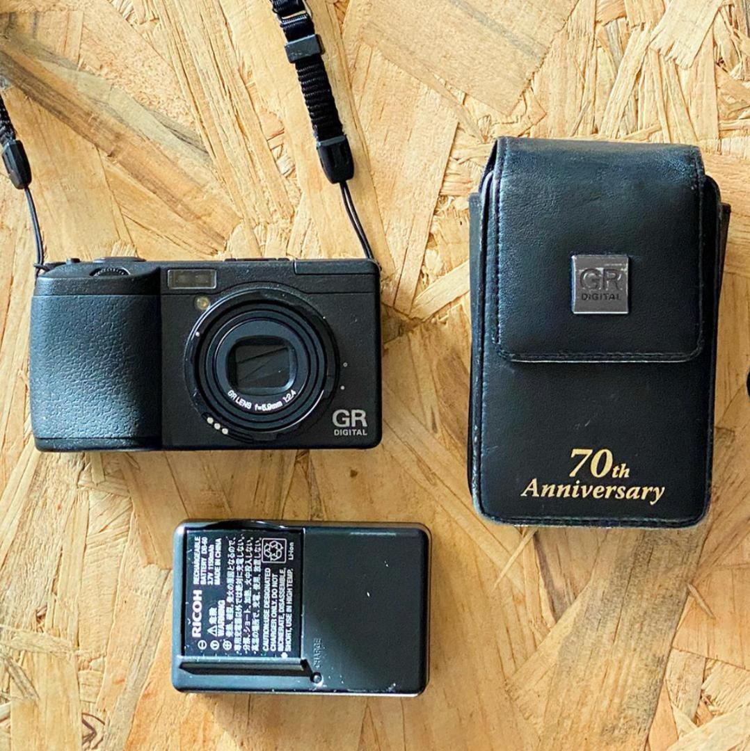 RICOH　GR DIGITAL