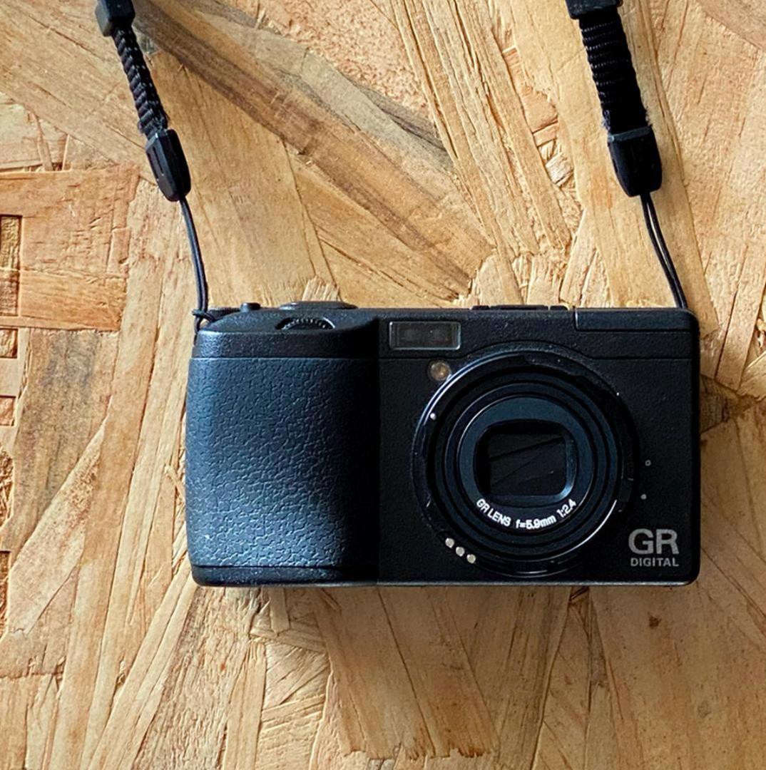 RICOH　GR DIGITAL
