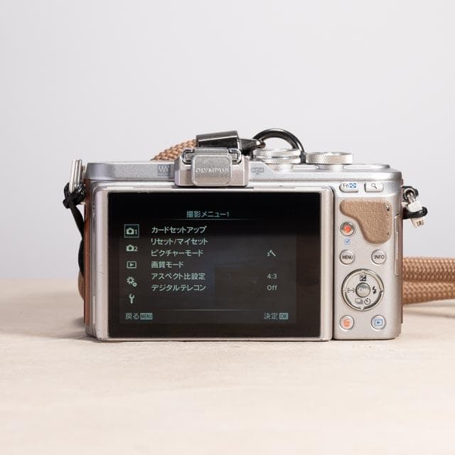 OLYMPUS PEN E-PL8 レンズキット スマホ転送OK