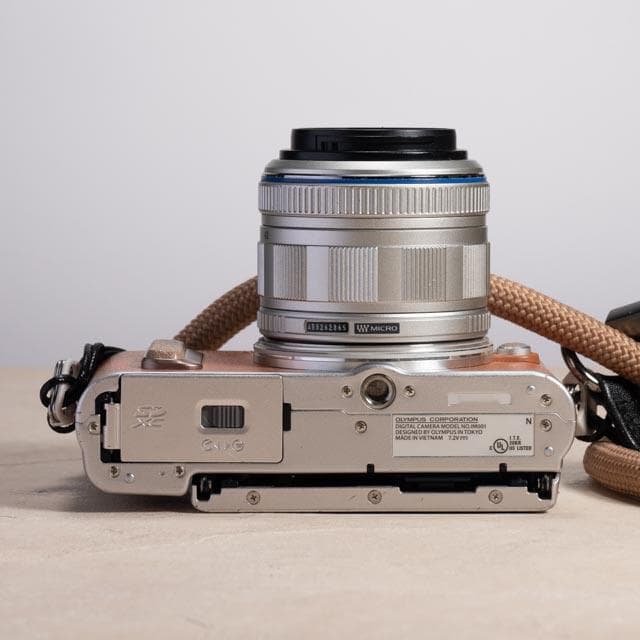 OLYMPUS PEN E-PL8 レンズキット スマホ転送OK