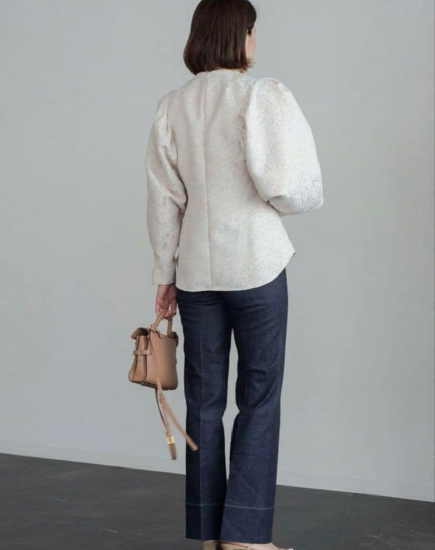 美品✨OHGA オーガ スズラン パフスリーブブラウス ジャガード