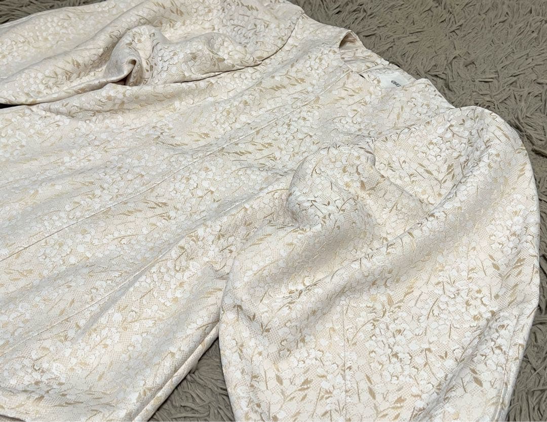 美品✨OHGA オーガ スズラン パフスリーブブラウス ジャガード
