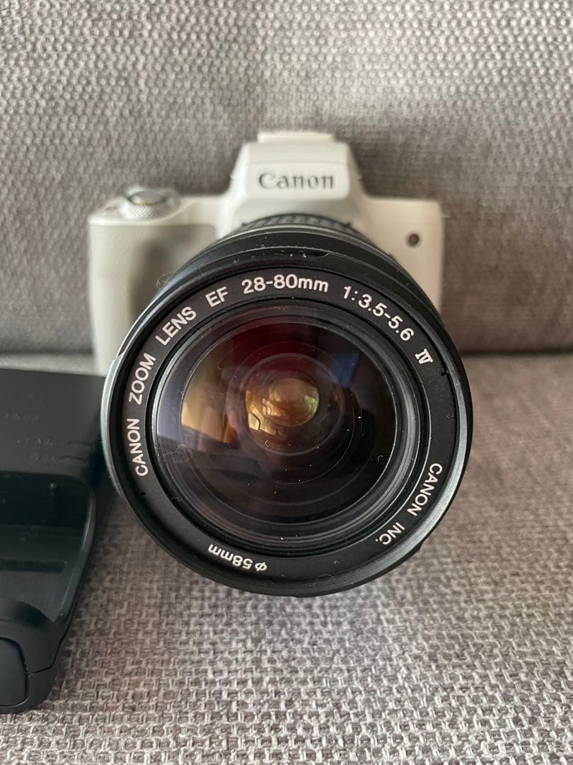 Canon EOS Kiss M ホワイト レンズ付き