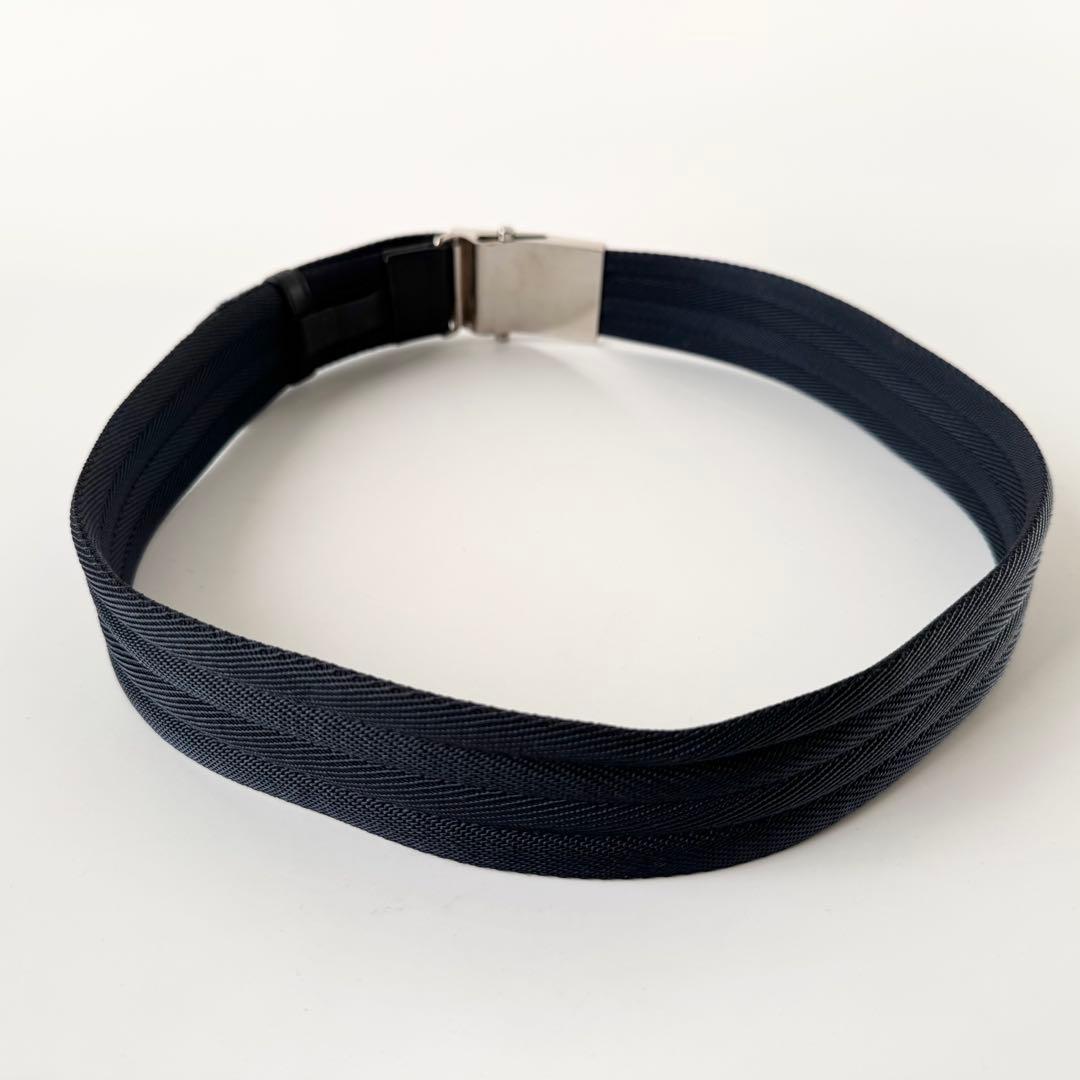 【美品】プラダ ガチャベルト ロゴバックル シルバー金具 フリーサイズ ネイビー