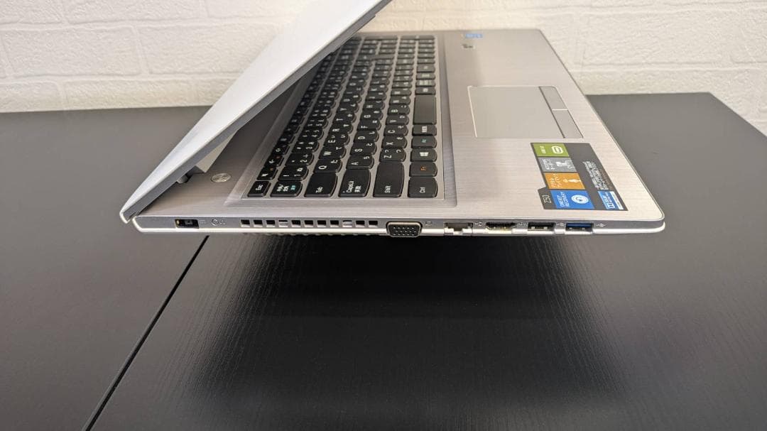 LENOVO / ノートパソコン/ Windows11 / オフィス付