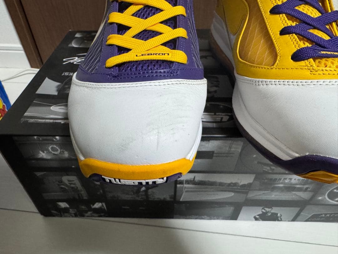 シューズ(男性用) NIKE LEBRON 7 QS