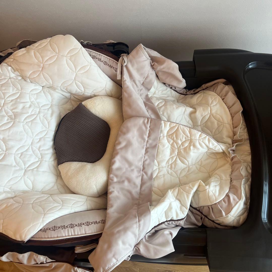 コンビ ネムリラ プレミアム ダッコプラスオートスイング　最上位モデル