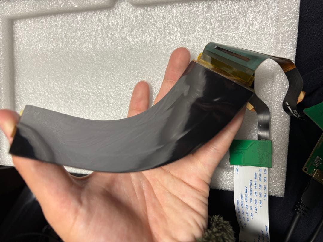 約2万値引き中 折り曲げ可能なディスプレイ裏表2枚wisecoco 6インチ2K