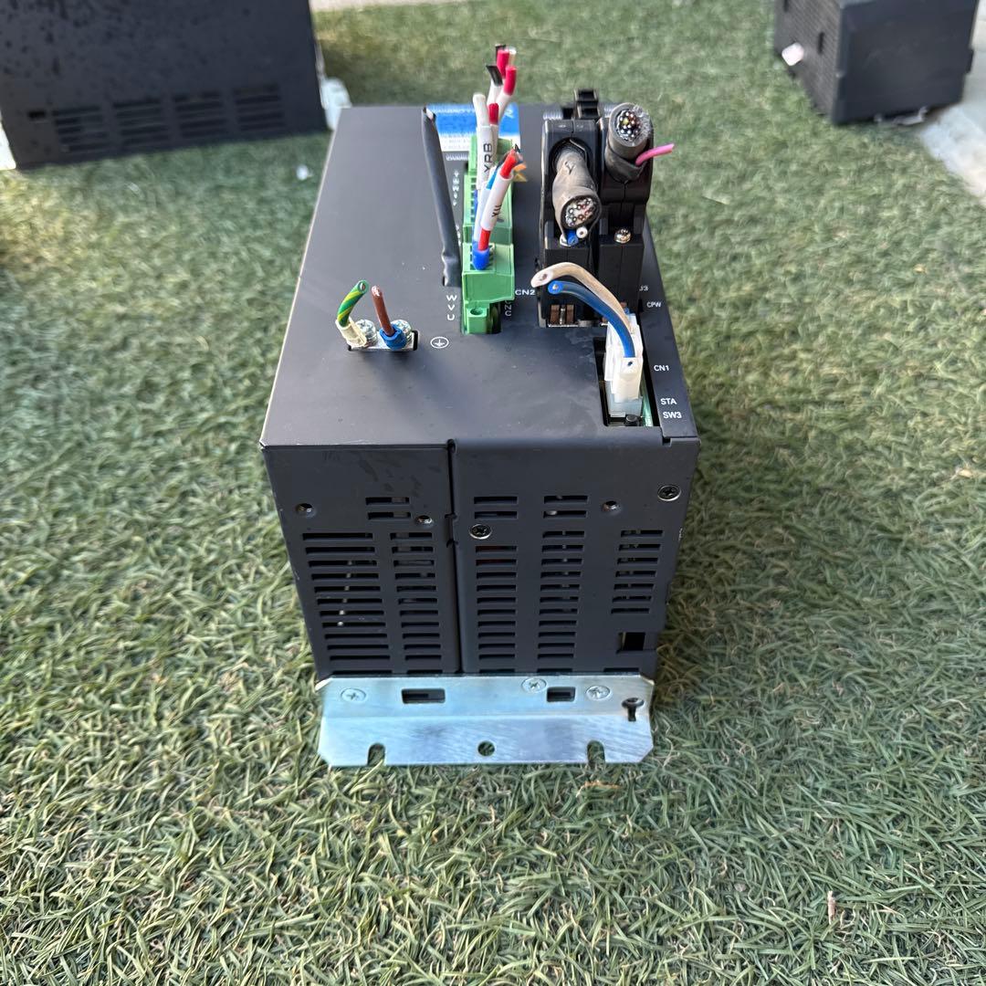 SANYO DENKI AC サーボ アンプ RS1A05AV04E0MB10