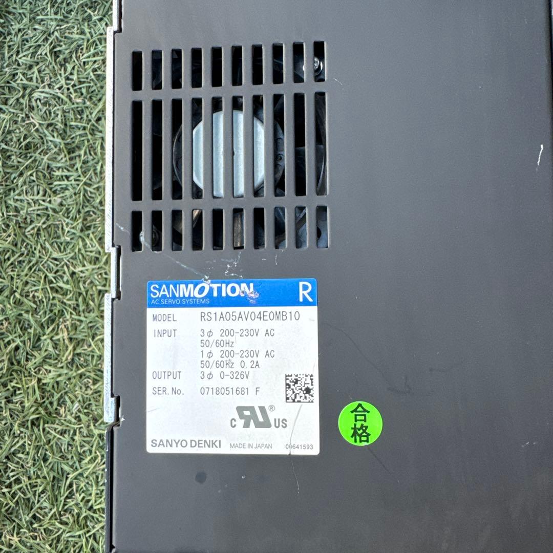SANYO DENKI AC サーボ アンプ RS1A05AV04E0MB10