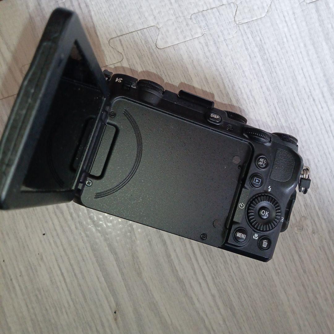 NIKON　COOLPIX　P7700