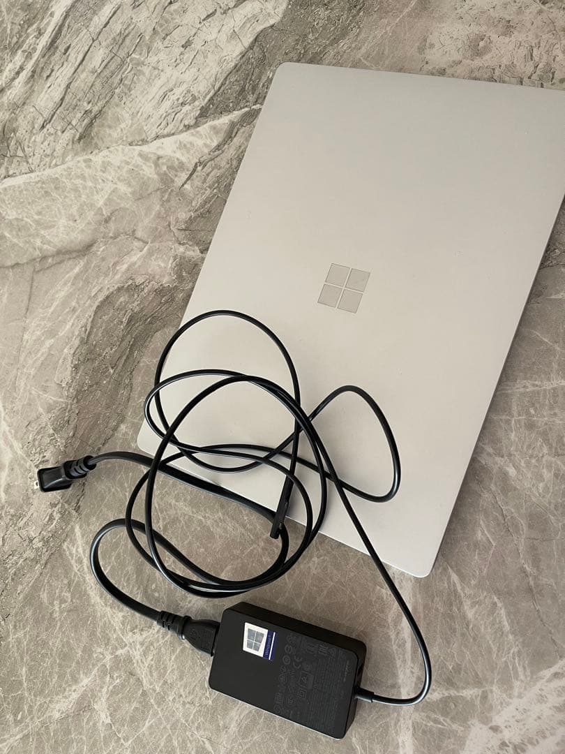 Microsoft Surface Laptop 13.5インチ 本体