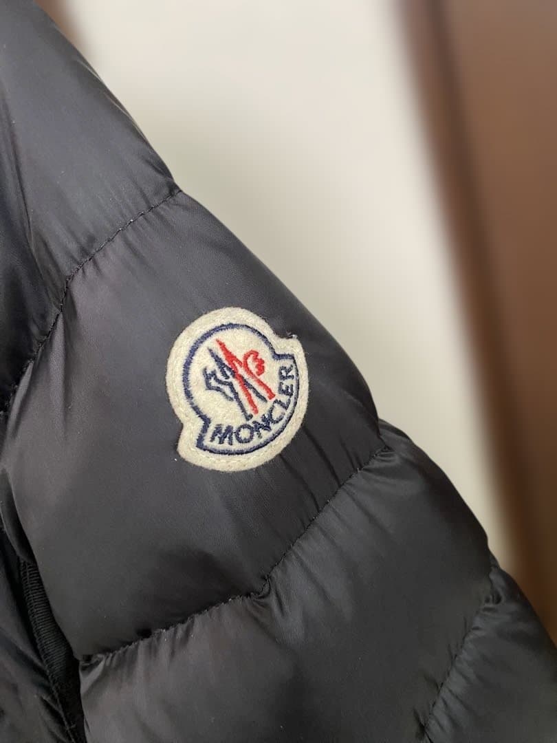 モンクレール　エルミンヌ