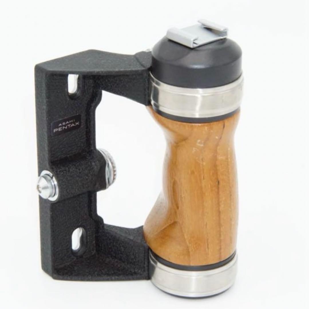 ペンタックス　PENTAX67 PENTAX6×7 ウッドグリップ　②