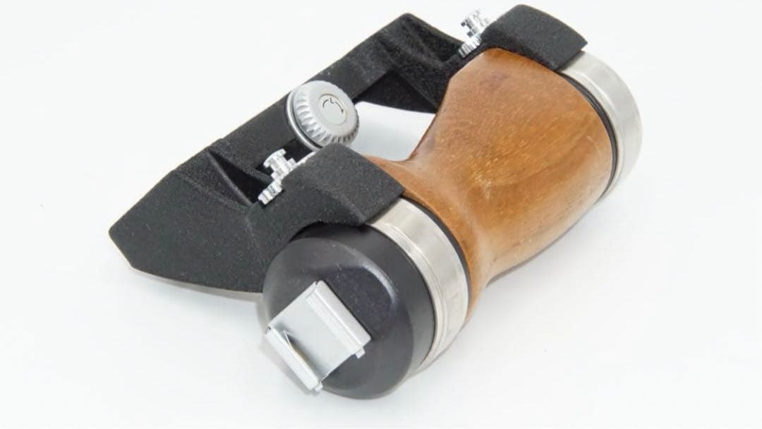 ペンタックス　PENTAX67 PENTAX6×7 ウッドグリップ　②