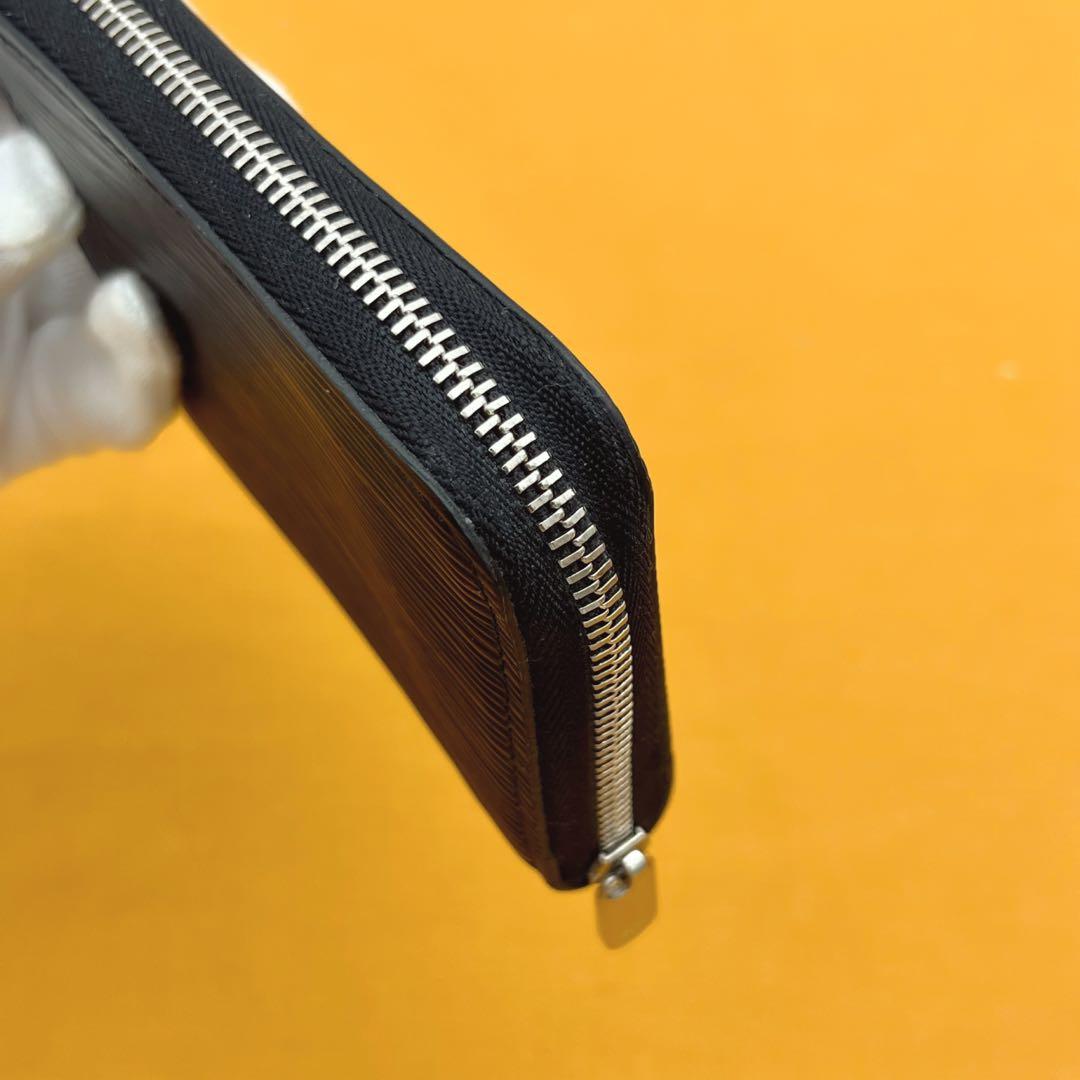 クレバ　新型ICチップ搭載✨ルイヴィトン ジッピーパース