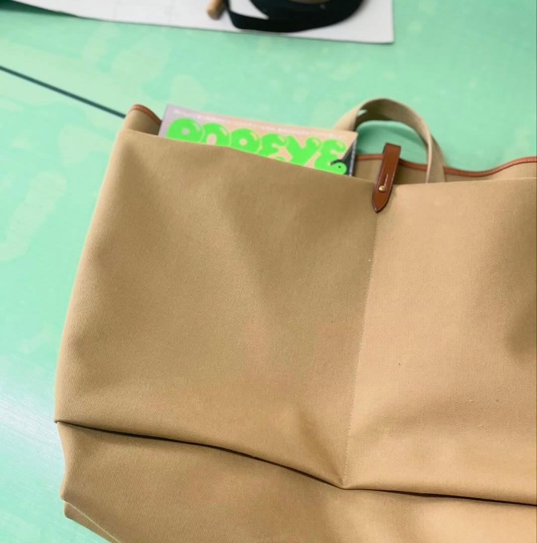 最終値下げthis is a(n)× Brady BaseToteトー