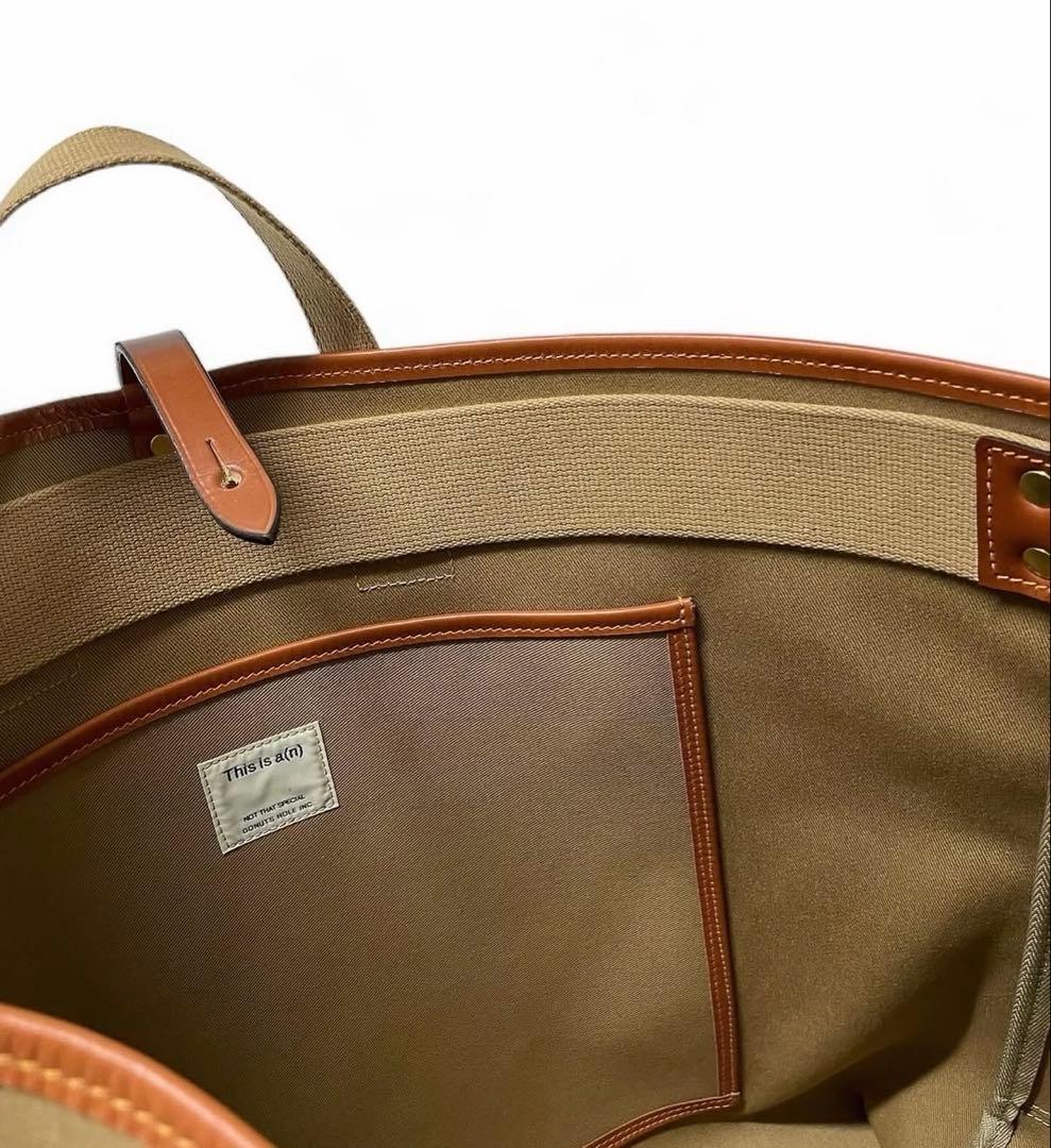 最終値下げthis is a(n)× Brady BaseToteトー