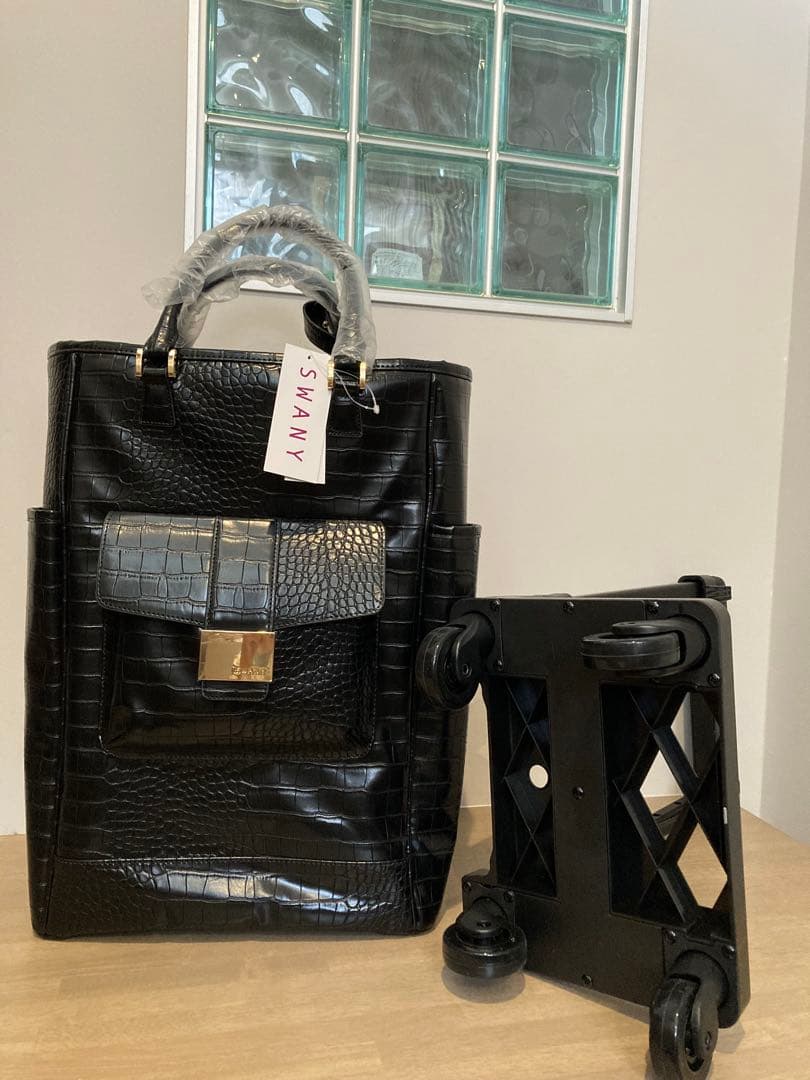 未使用・新品 スワニー トートキャリー クロコダイル型押し４輪ストッパー付き Ｌ