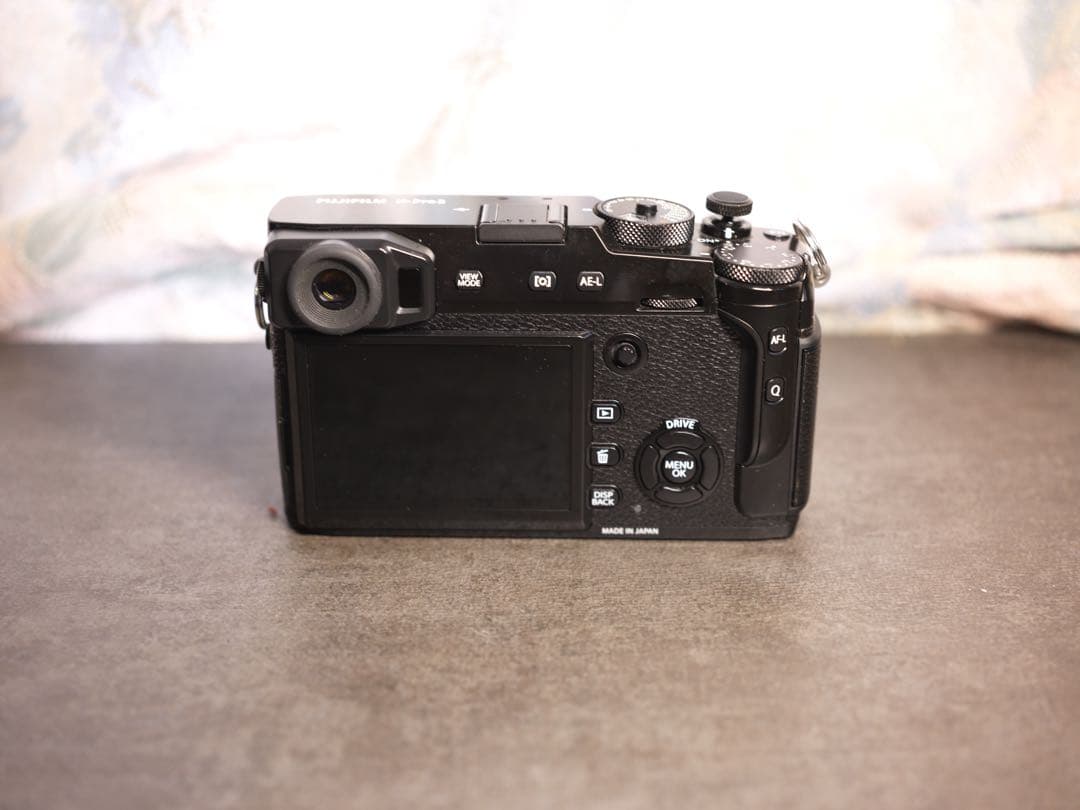 美品Fujifilm x-pro2 グリップ ・バッテリー2個 撮影2326枚