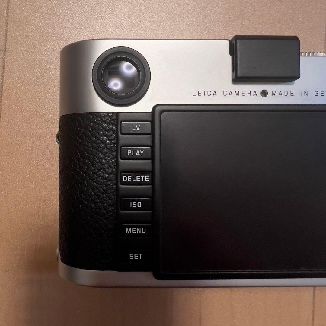 【美品】Leica M カメラ 本体 + 追加バッテリー1個 + ファインダー
