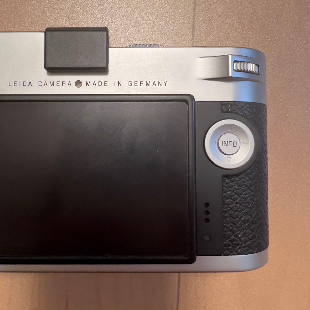 【美品】Leica M カメラ 本体 + 追加バッテリー1個 + ファインダー