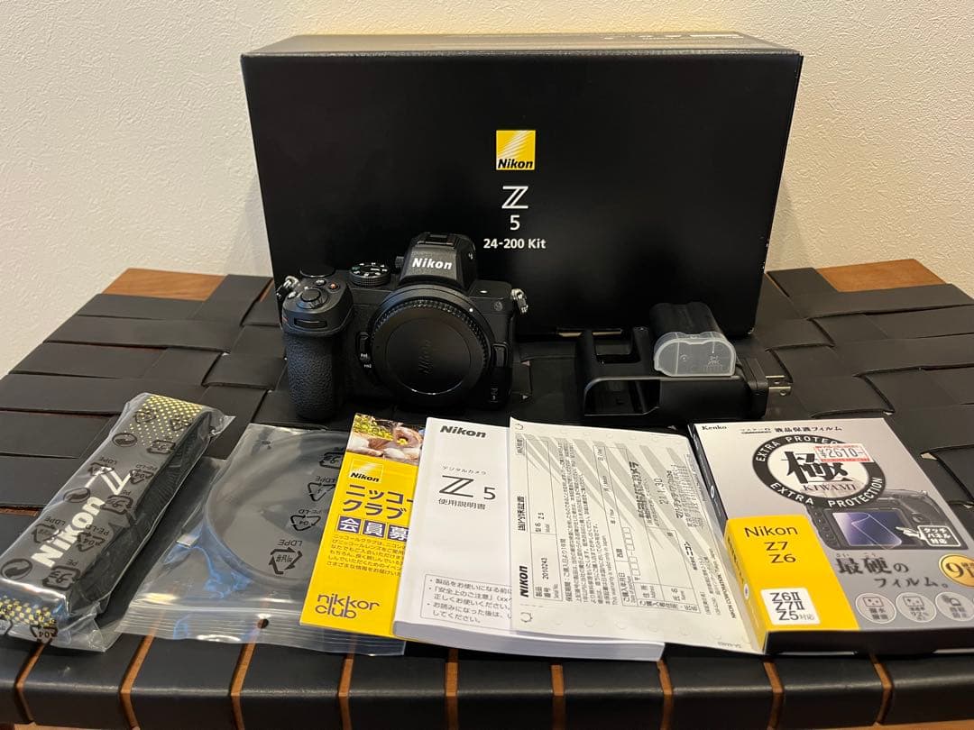 【美品】Nikon Z5 ボディ ニコン ミラーレスカメラ