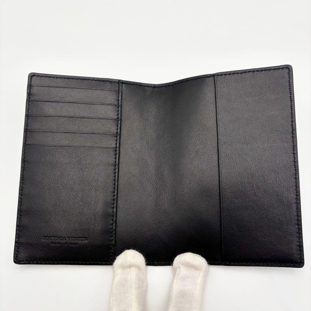 新品未使用 ボッテガヴェネタ イントレチャート パスポートケース パスケース 黒