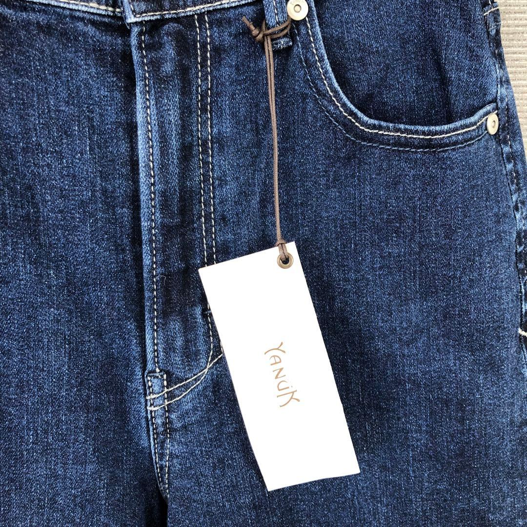 未使用品 YANUK ワイドフレア デニムパンツ 24 WIN