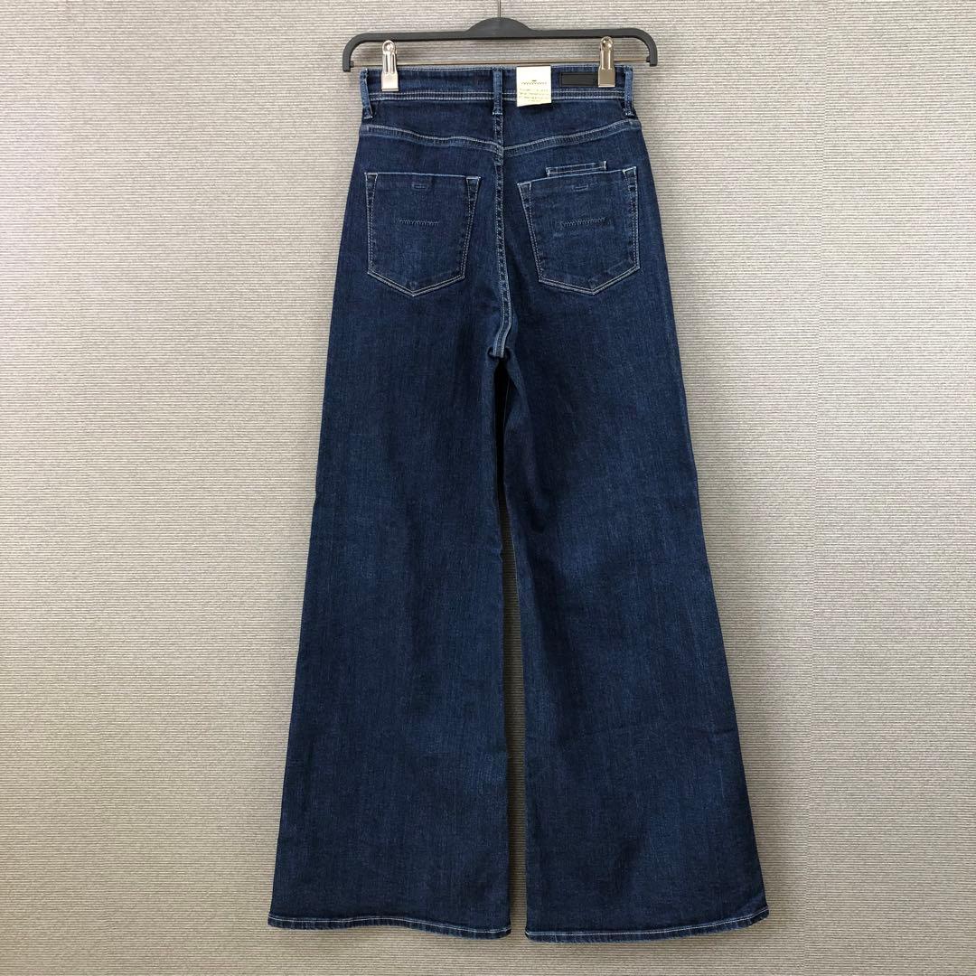 未使用品 YANUK ワイドフレア デニムパンツ 24 WIN