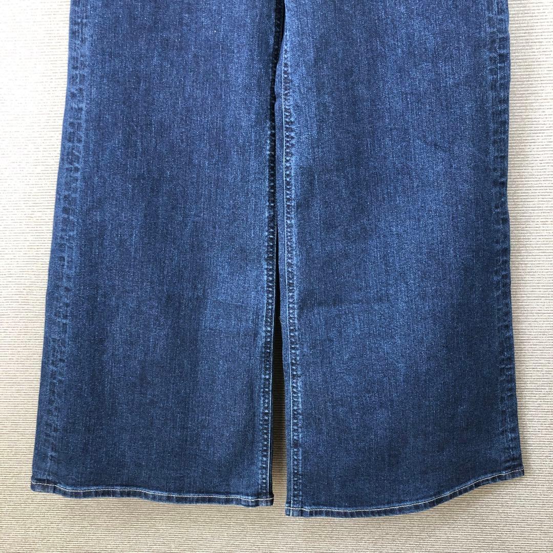 未使用品 YANUK ワイドフレア デニムパンツ 24 WIN