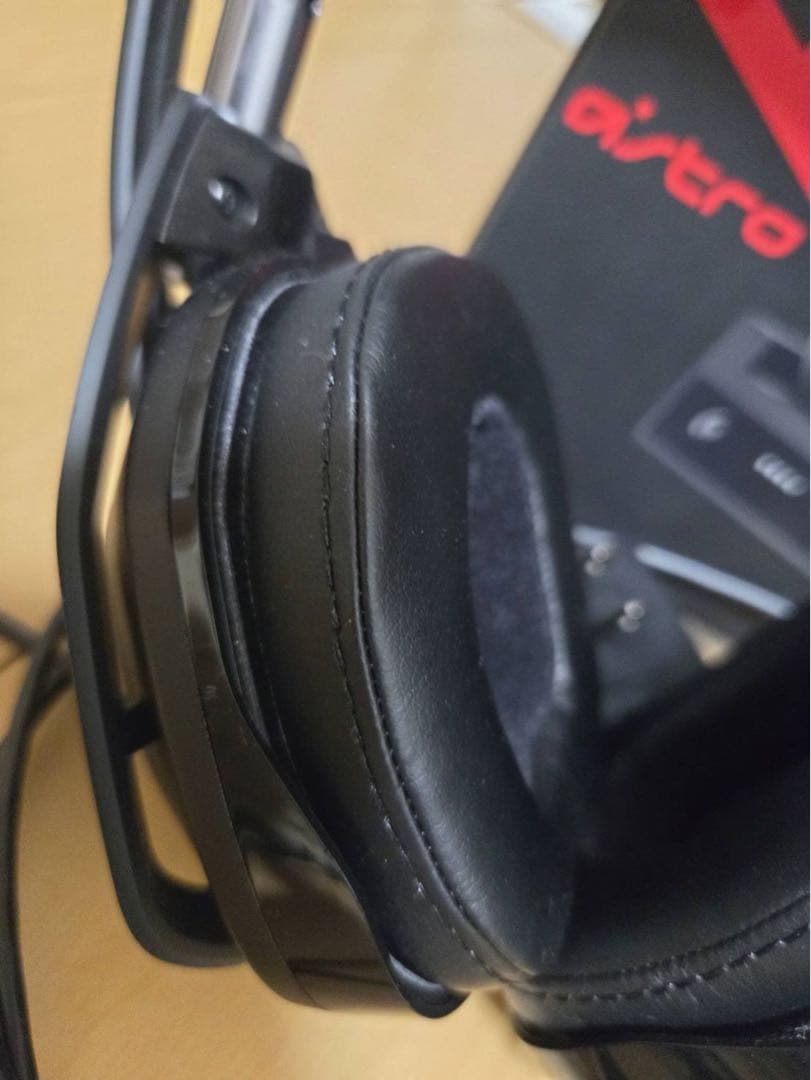 ASTRO A50 X LIGHTSPEEDワイヤレスヘッドセット