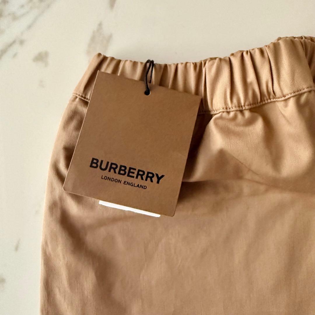 BURBERRY ベージュ チェック裾 パンツ 18M