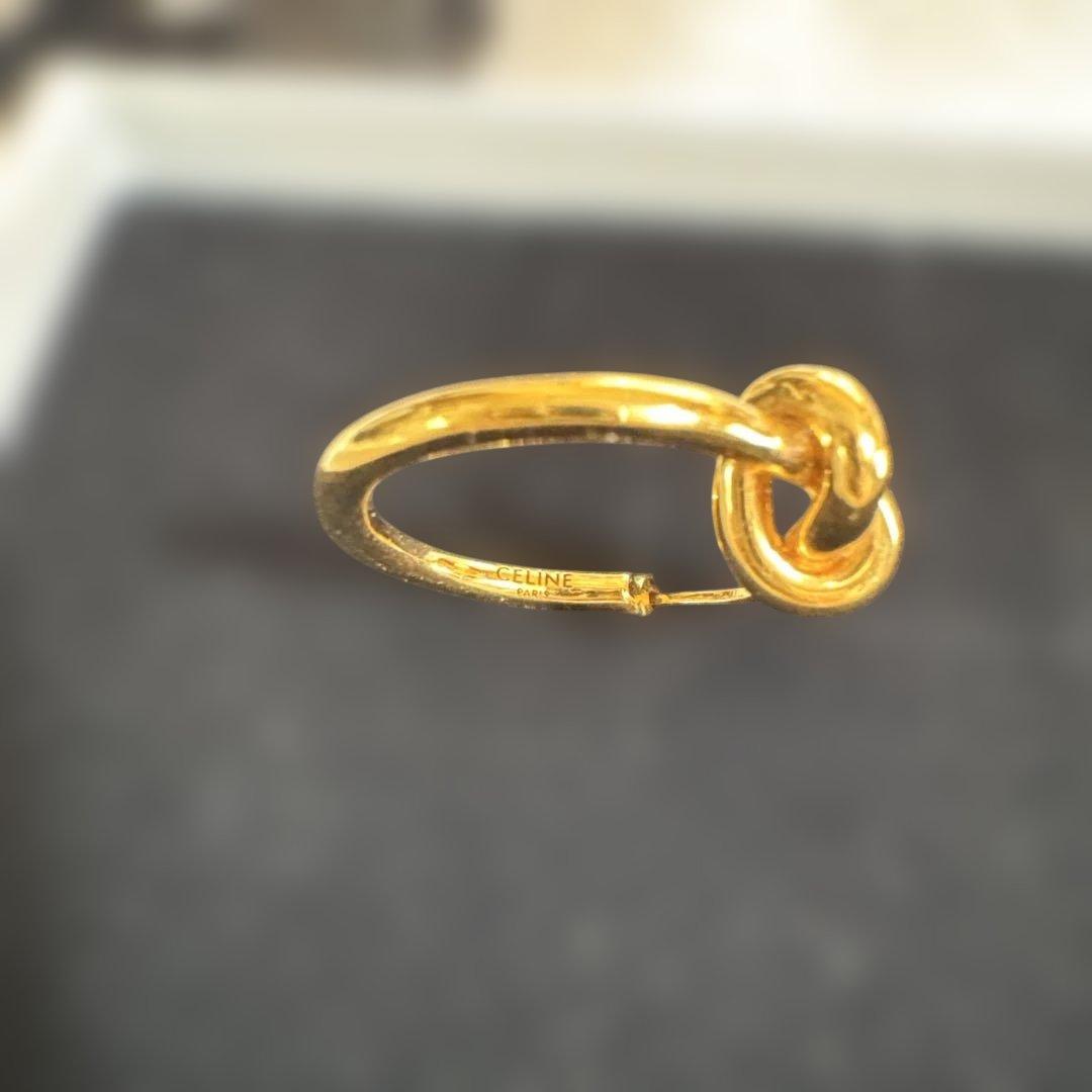 セリーヌ　ノットフープピアススモール片耳　ゴールド　箱・保存袋・レシートあり