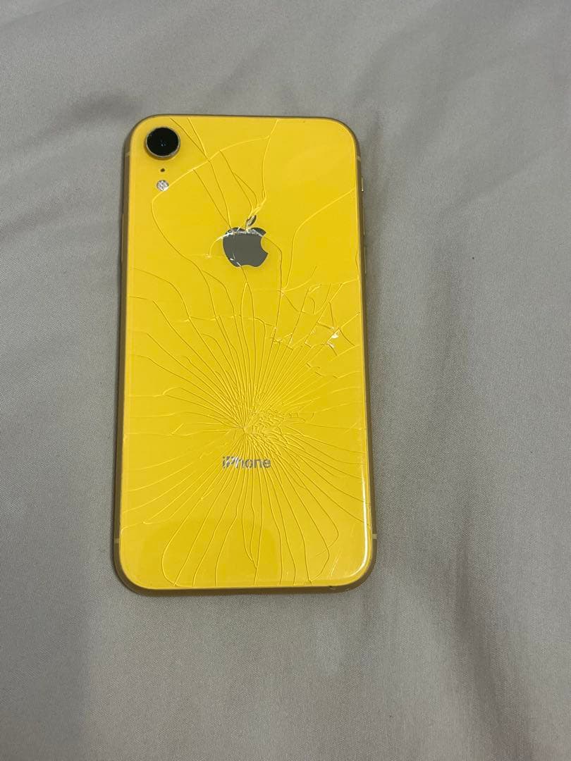 iPhone XR イエロー